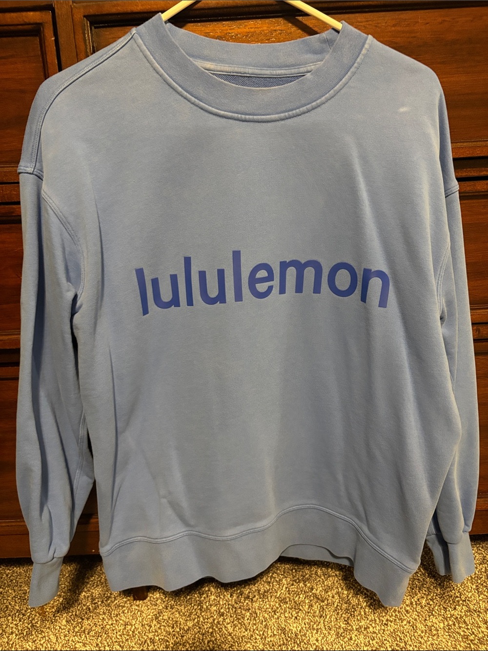 Lululemon Spell out Crewneck